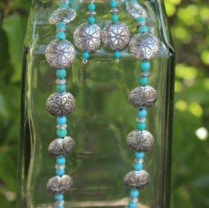 Turquoise and silver necklace/earrings set.